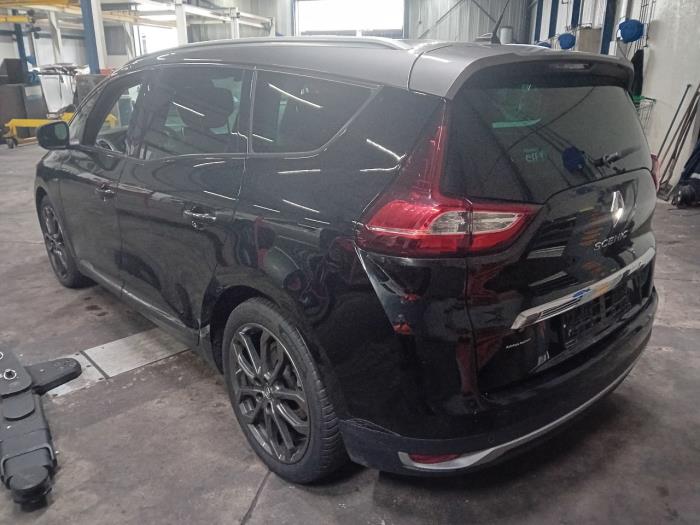 Turbo van een Renault Scenic 2016