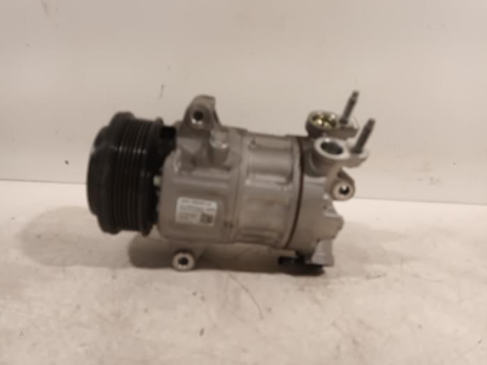 Gebruikte Aircopomp Ford Focus Prijs € 149,00 Margeregeling aangeboden door Van der Ven Autorecycling B.V.