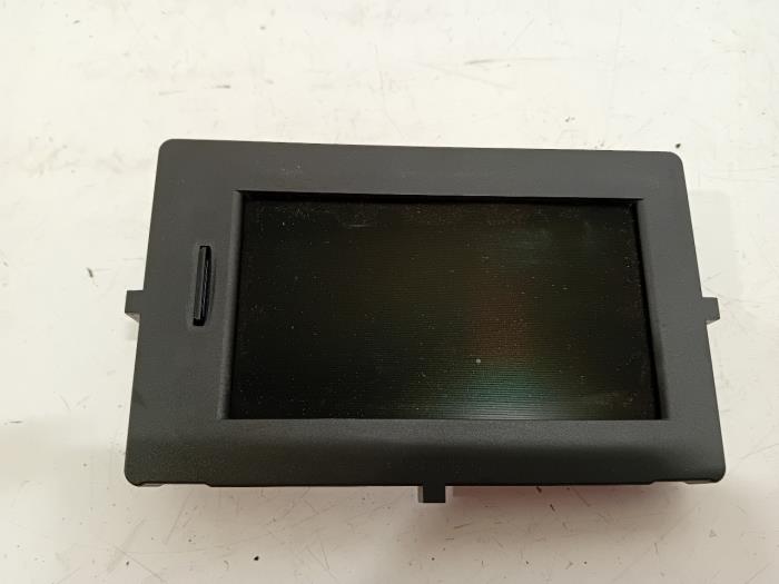 Gebruikte Display Interieur Renault Grand Espace Prijs € 165,00 Margeregeling aangeboden door Van der Ven Autorecycling B.V.