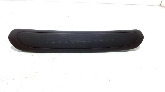 Gebruikte Display Interieur Volvo V40 Prijs € 85,00 Margeregeling aangeboden door Van der Ven Autorecycling B.V.
