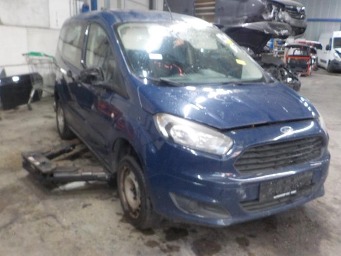 Instrumentenpaneel van een Ford Tourneo Courier 2014