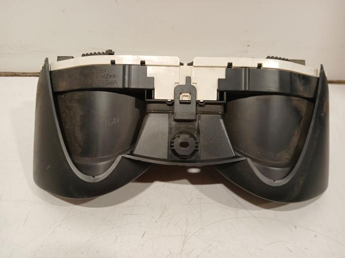 Instrumentenpaneel van een Ford Tourneo Courier 2014