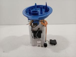 Gebruikte Tank element Pomp Volkswagen Passat Prijs € 193,00 Margeregeling aangeboden door Van der Ven Autorecycling B.V.