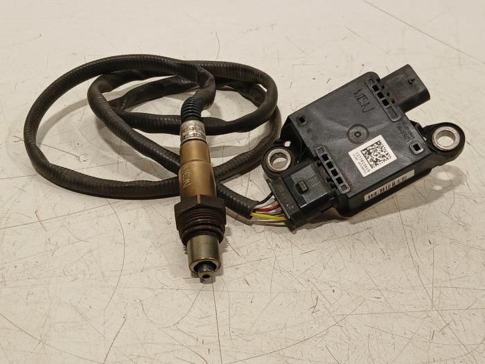 Gebruikte Lambda Sonde Opel Vivaro Prijs € 155,00 Margeregeling aangeboden door Van der Ven Autorecycling B.V.