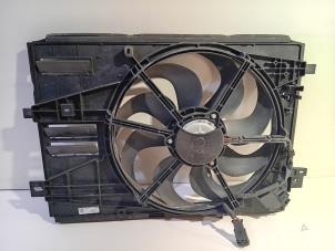 Gebruikte Koelvin Motor Opel Vivaro Prijs € 138,00 Margeregeling aangeboden door Van der Ven Autorecycling B.V.