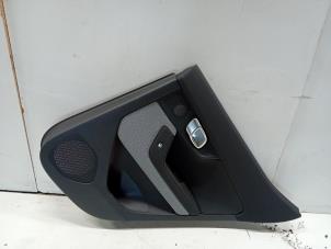 Gebruikte Bekleding achterdeur Polestar 2 Prijs € 165,00 Margeregeling aangeboden door Van der Ven Autorecycling B.V.