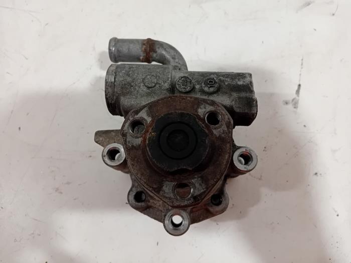 Gebruikte Servopomp Volkswagen Crafter Prijs € 75,00 Margeregeling aangeboden door Van der Ven Autorecycling B.V.