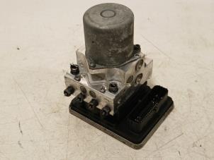 Gebruikte ABS Pomp BMW 5-Serie Prijs € 322,00 Margeregeling aangeboden door Van der Ven Autorecycling B.V.