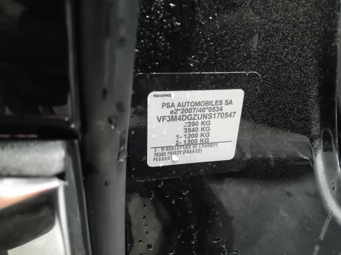 Motor van een Peugeot 3008 2024