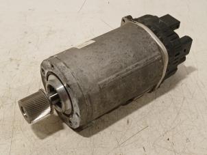 Gebruikte Servopomp BMW 5-Serie Prijs € 236,00 Margeregeling aangeboden door Van der Ven Autorecycling B.V.