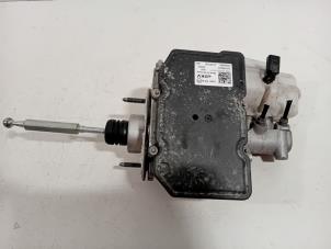 Gebruikte Rembooster Volkswagen Passat Prijs € 193,00 Margeregeling aangeboden door Van der Ven Autorecycling B.V.