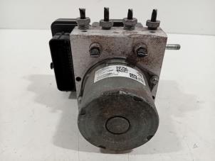 Gebruikte ABS Pomp Citroen C3 Prijs € 193,00 Margeregeling aangeboden door Van der Ven Autorecycling B.V.