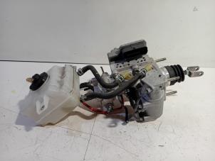 Gebruikte Rembooster Toyota Auris Prijs € 268,00 Margeregeling aangeboden door Van der Ven Autorecycling B.V.