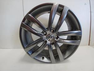 Gebruikte Velg Volkswagen Bestel Prijs € 160,00 Margeregeling aangeboden door Van der Ven Autorecycling B.V.