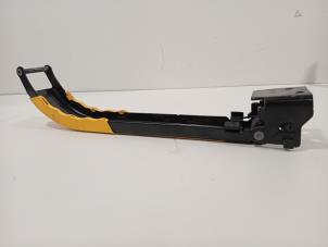 Gebruikte Deurvanger 4Deurs rechts-voor Ford Transit Custom Prijs € 41,00 Margeregeling aangeboden door Van der Ven Autorecycling B.V.