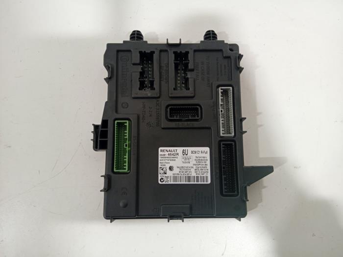 Gebruikte Bodycontrol Module Renault Scenic Prijs € 75,00 Margeregeling aangeboden door Van der Ven Autorecycling B.V.