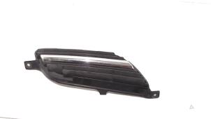 Gebruikte Bumper Rooster Nissan Almera Tino Prijs € 14,00 Margeregeling aangeboden door Van der Ven Autorecycling B.V.