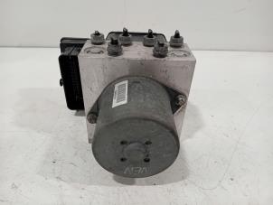 Gebruikte ABS Pomp Volkswagen Tiguan Prijs € 138,00 Margeregeling aangeboden door Van der Ven Autorecycling B.V.