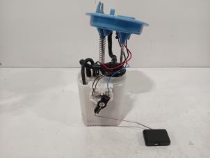 Gebruikte Brandstofpomp Elektrisch Volkswagen E-Golf Prijs € 36,00 Margeregeling aangeboden door Van der Ven Autorecycling B.V.