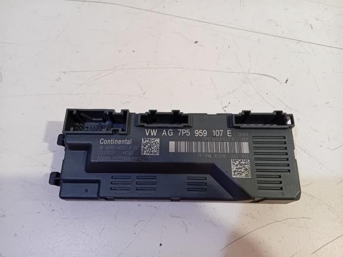 Gebruikte Computer Diversen Porsche Cayenne Prijs € 127,00 Margeregeling aangeboden door Van der Ven Autorecycling B.V.