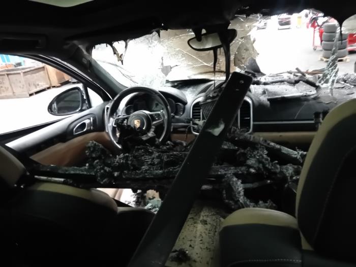 Computer Diversen van een Porsche Cayenne 2016