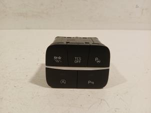 Gebruikte ESP Schakelaar Ford Puma Prijs € 21,00 Margeregeling aangeboden door Van der Ven Autorecycling B.V.