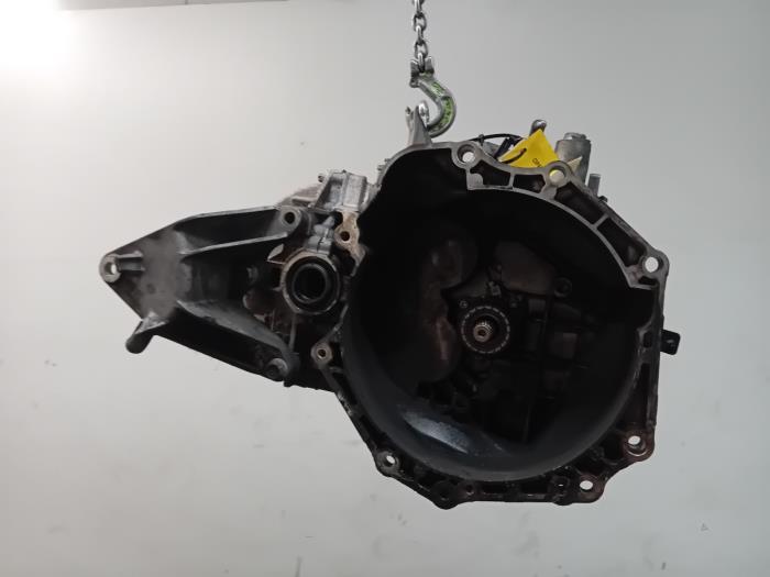 Gebruikte Versnellingsbak schakelrubber Opel Astra Prijs € 499,99 Margeregeling aangeboden door Van der Ven Autorecycling B.V.