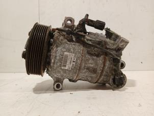 Gebruikte Aircopomp Renault Scenic Prijs € 70,00 Margeregeling aangeboden door Van der Ven Autorecycling B.V.