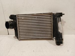 Gebruikte Intercooler Renault Scenic Prijs € 50,00 Margeregeling aangeboden door Van der Ven Autorecycling B.V.