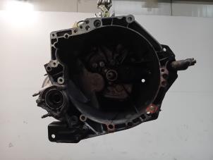 Gebruikte Versnellingsbak Opel Combo Prijs € 638,00 Margeregeling aangeboden door Van der Ven Autorecycling B.V.