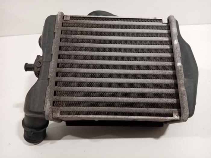 Gebruikte Intercooler Fiat 500 Prijs € 110,00 Margeregeling aangeboden door Van der Ven Autorecycling B.V.