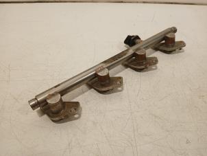 Gebruikte Verstuiver brug Mercedes B-Klasse Prijs € 21,00 Margeregeling aangeboden door Van der Ven Autorecycling B.V.