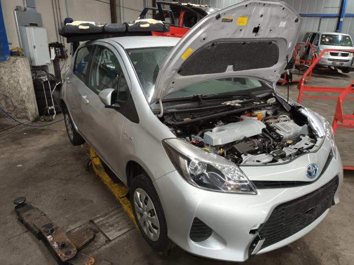 Bumperframe achter van een Toyota Yaris 2014