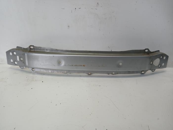 Bumperframe achter van een Toyota Yaris 2014