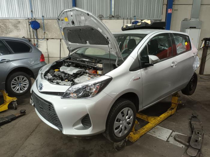 Bumperframe achter van een Toyota Yaris 2014