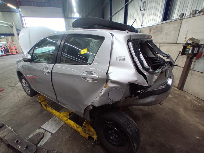 Bumperframe achter van een Toyota Yaris 2014