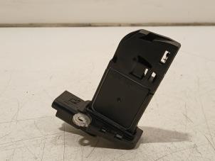 Gebruikte Luchtmassameter Opel Vivaro Prijs € 21,00 Margeregeling aangeboden door Van der Ven Autorecycling B.V.