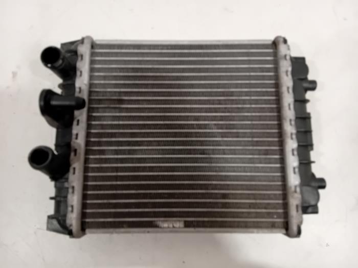 Gebruikte Radiateur Volkswagen Passat Prijs € 165,00 Margeregeling aangeboden door Van der Ven Autorecycling B.V.