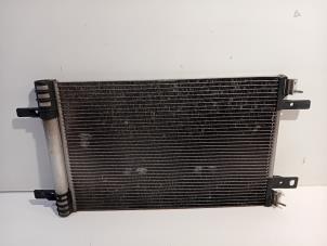 Gebruikte Airco Radiateur Opel Vivaro Prijs € 50,00 Margeregeling aangeboden door Van der Ven Autorecycling B.V.