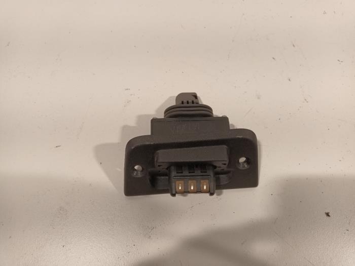 Gebruikte Bobine Volkswagen Transporter Prijs € 31,00 Margeregeling aangeboden door Van der Ven Autorecycling B.V.