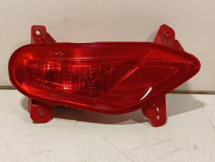 Gebruikte Breedstraler links Kia Stonic Prijs € 41,00 Margeregeling aangeboden door Van der Ven Autorecycling B.V.