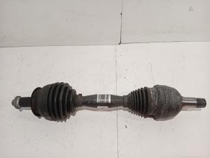 Gebruikte Cardanas links-voor (VWA) Mercedes B-Klasse Prijs € 165,00 Margeregeling aangeboden door Van der Ven Autorecycling B.V.