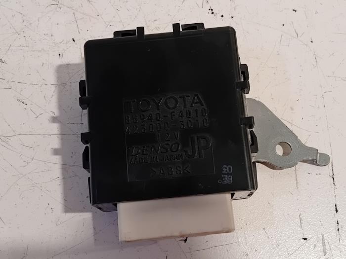 Gebruikte Computer Diversen Toyota C-HR Prijs € 36,00 Margeregeling aangeboden door Van der Ven Autorecycling B.V.