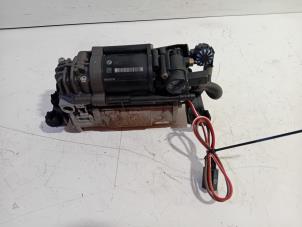 Gebruikte Compressor BMW 5-Serie Prijs € 175,00 Margeregeling aangeboden door Van der Ven Autorecycling B.V.