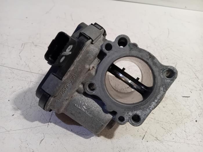 Gebruikte Gasklephuis Ford Transit Connect Prijs € 25,00 Margeregeling aangeboden door Van der Ven Autorecycling B.V.