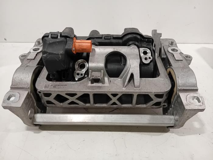 Gebruikte Compressor Mercedes EQE Prijs € 660,00 Margeregeling aangeboden door Van der Ven Autorecycling B.V.