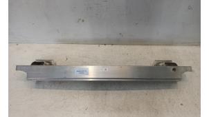 Gebruikte Bumperbalk achter Mercedes EQE Prijs € 317,00 Margeregeling aangeboden door Van der Ven Autorecycling B.V.