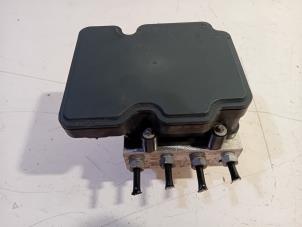 Gebruikte ABS Pomp Opel Adam Prijs € 138,00 Margeregeling aangeboden door Van der Ven Autorecycling B.V.