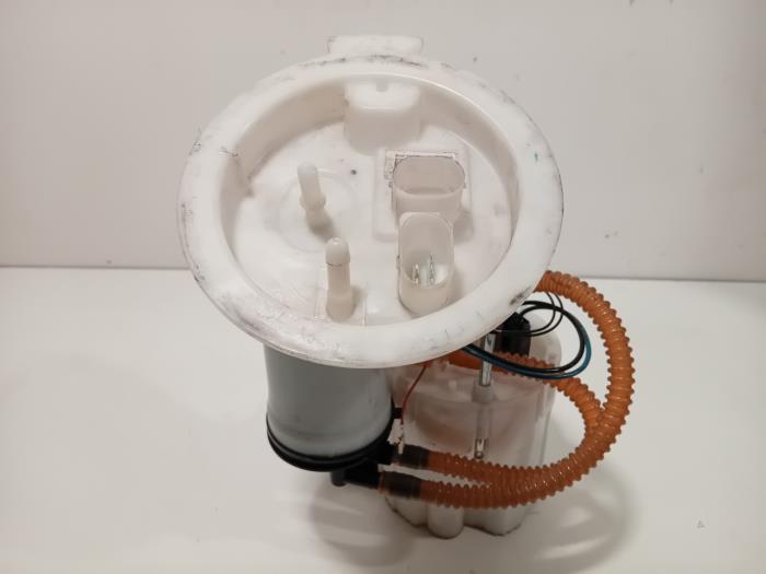 Gebruikte Tank element Pomp BMW M1 Prijs € 144,00 Margeregeling aangeboden door Van der Ven Autorecycling B.V.