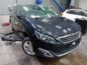Cruise control sensor van een Peugeot 308 2014